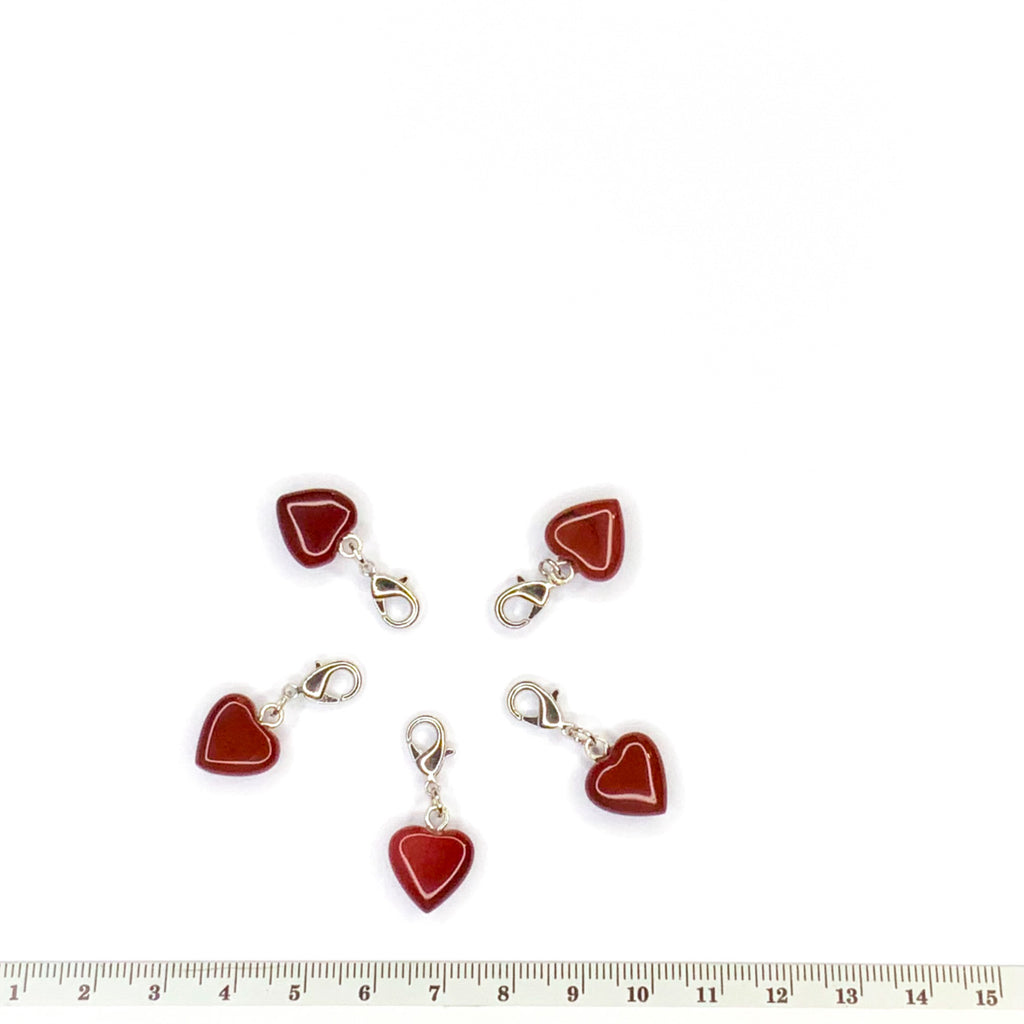 Hanger bedel edelsteen mokaiet hartje rood journal